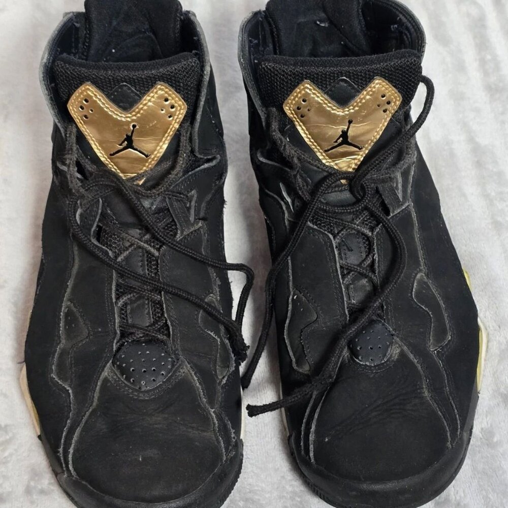 Nike Air Jordon True Flight Size 10 Black‎ Gold Trim 342964-070